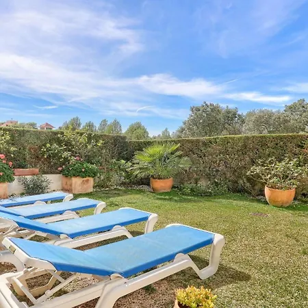 Bellresguard Garden Flat C